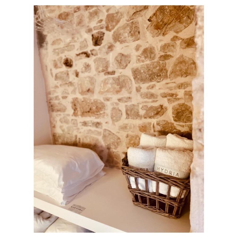 Hydria Guest House Art Gallery Acquaviva delle Fonti Exteriör bild