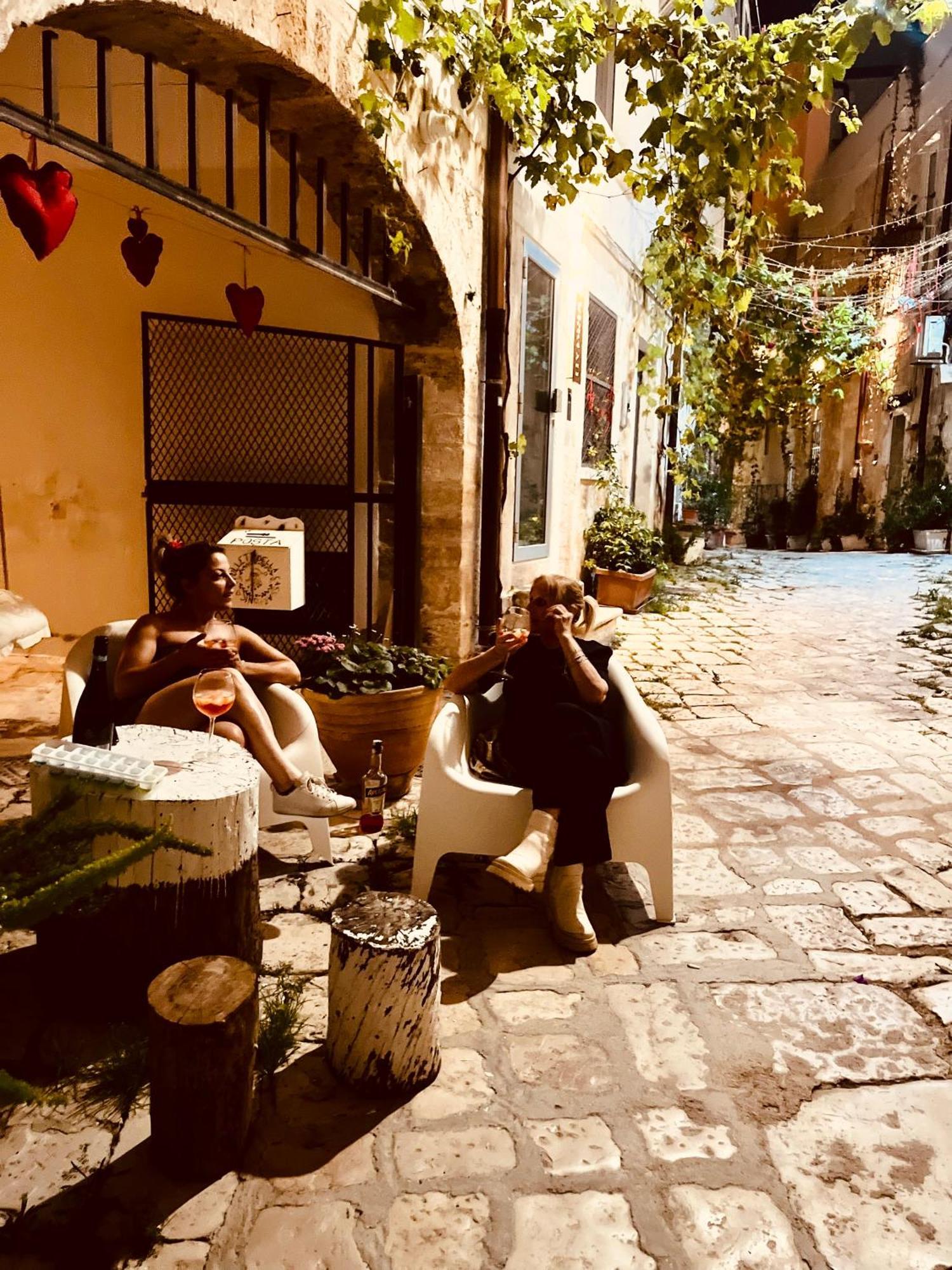 Hydria Guest House Art Gallery Acquaviva delle Fonti Exteriör bild