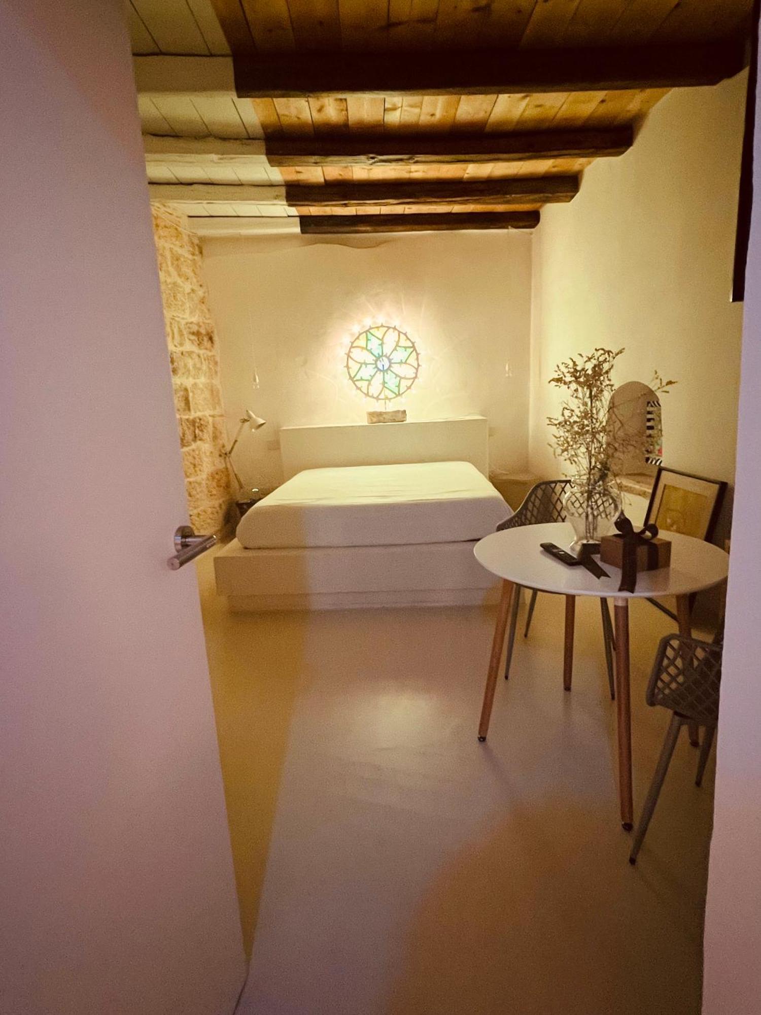 Hydria Guest House Art Gallery Acquaviva delle Fonti Exteriör bild